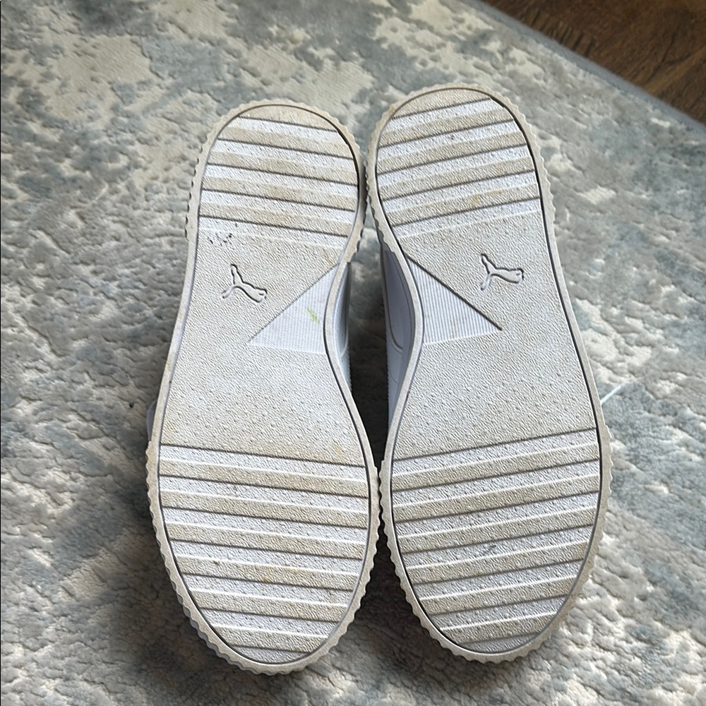 Puma Classic White Sneakers - Women's Size 9 - Picture 5 of 7